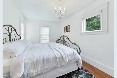 132 South Franklin Street, Chagrin Falls, OH 44022 - Photo 23