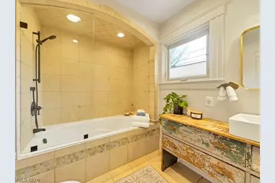 132 South Franklin Street, Chagrin Falls, OH 44022 - Photo 25
