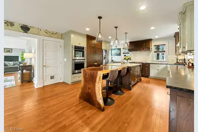 132 South Franklin Street, Chagrin Falls, OH 44022 - Photo 11