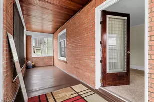 233 W Cambridge St, Alliance, OH 44601 - Photo 3