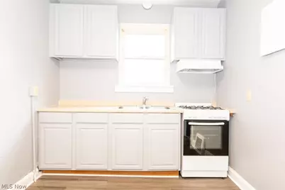 2241 Tuscarawas Street W, Canton, OH 44708 - Photo 7