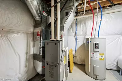 6401 Fawn Lane, North Ridgeville, OH 44039 - Photo 27