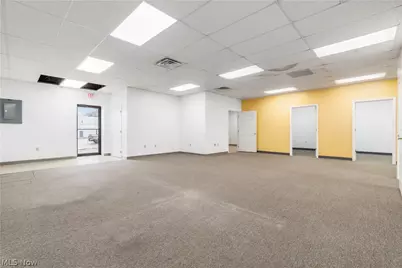 123 N Maysville Avenue, South Zanesville, OH 43701 - Photo 3