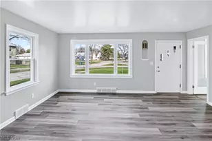 2966 Cleveland Blvd, Lorain, OH 44052 - Photo 7