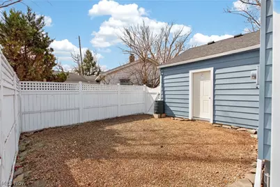 2966 Cleveland Boulevard, Lorain, OH 44052 - Photo 35