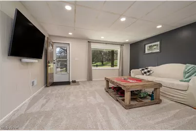 3689 Reichman Drive NW, Dover, OH 44622 - Photo 19