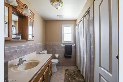 6787 Anthony Lane, Parma Heights, OH 44130 - Photo 21