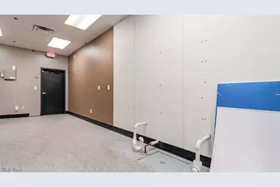 131 N Maysville Avenue, South Zanesville, OH 43701 - Photo 13