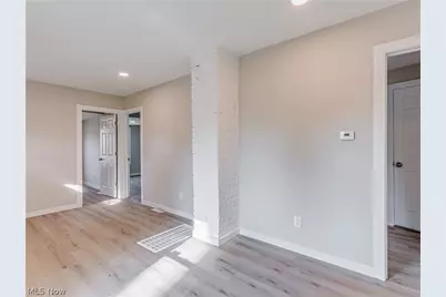 1537 9th Street, Cuyahoga Falls, OH 44221 - Photo 5