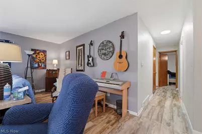 6424 Walrath Circle, Ashtabula, OH 44004 - Photo 11