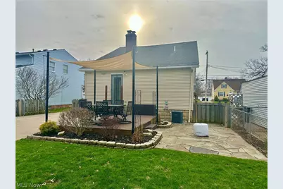 1383 Churchill Road, Lyndhurst, OH 44124 - Photo 37