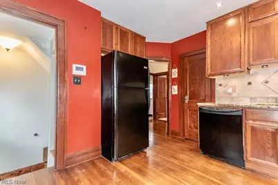 1383 Churchill Road, Lyndhurst, OH 44124 - Photo 13