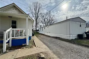 969 Linn St, Coshocton, OH 43812 - Photo 3