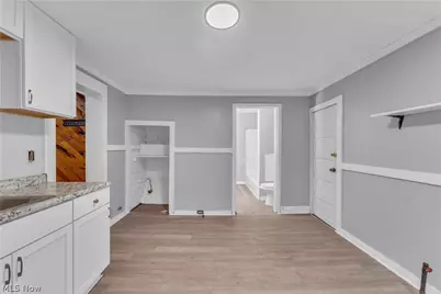 2037 W 98th Street, Loveland, OH 44102 - Photo 9