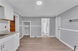 2037 W 98th St, Loveland, OH 44102 - Photo 9