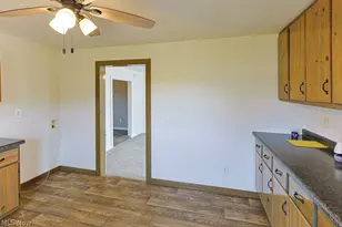 250 Woodlawn Ave, Norwalk, OH 44857 - Photo 13