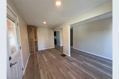 14849 Penford Street NW, North Lawrence, OH 44666 - Photo 13