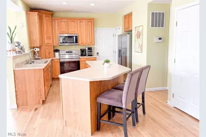 5236 Giacomo Court NW, Canton, OH 44709 - Photo 5