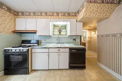 17712 Riverway Drive, Oakwood, OH 44107 - Photo 15