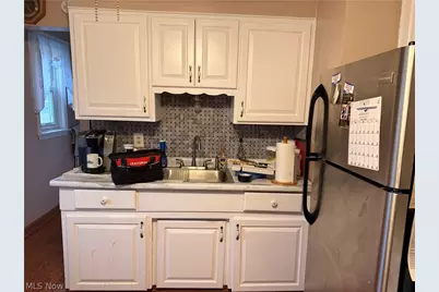 35288 Beach Park Avenue, Eastlake, OH 44095 - Photo 9