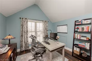 20208 E Donegal Ln, Strongsville, OH 44149 - Photo 15