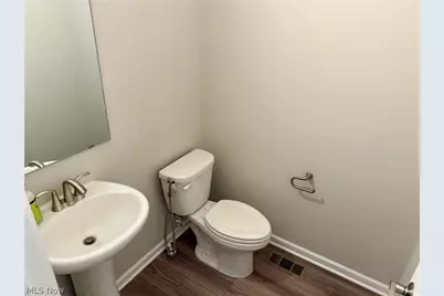 23755 Rebecca Lane, Columbia Station, OH 44028 - Photo 11