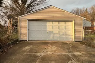 715 E Catawba Ave, Akron, OH 44306 - Photo 5