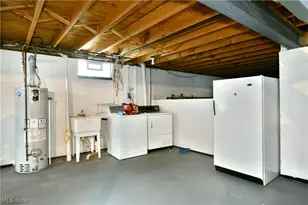 1756 Penny Ln, Youngstown, OH 44515 - Photo 31