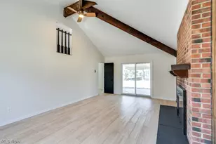 292 Parkview Dr, Aurora, OH 44202 - Photo 11