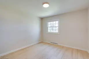 292 Parkview Dr, Aurora, OH 44202 - Photo 33