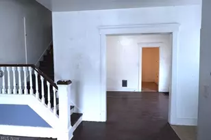 1113 W 9th St, Lorain, OH 44052 - Photo 17