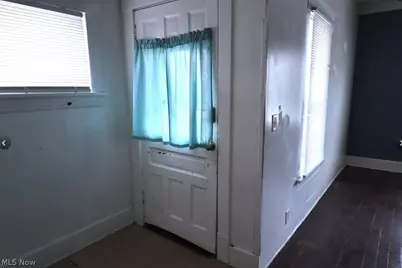 1113 W 9th Street, Lorain, OH 44052 - Photo 5