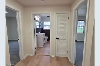 1324 Mapleview Drive, Green Hills, OH 44131 - Photo 7