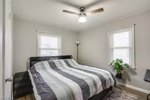 13513 York Blvd, Garfield Heights, OH 44125 - Photo 15