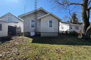 429 E 7th St, Port Clinton, OH 43452 - Photo 25