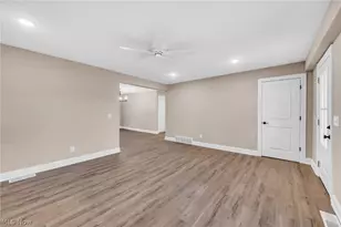 3006 Abbe Rd, Sheffield Village, OH 44054 - Photo 3