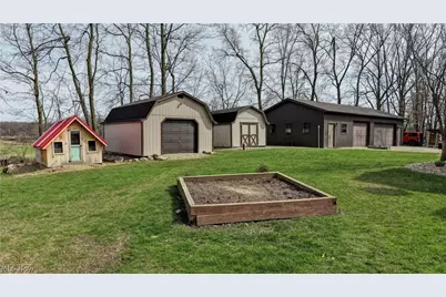 8045 McFadden Road, Shreve, OH 44676 - Photo 13