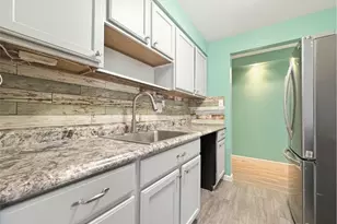 521 Tollis, Grandview Heights, OH 44147 - Photo 11