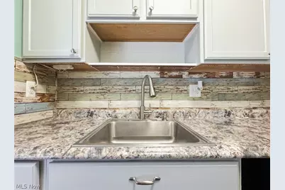 521 Tollis #396, Grandview Heights, OH 44147 - Photo 9