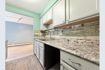 521 Tollis #396, Grandview Heights, OH 44147 - Photo 7