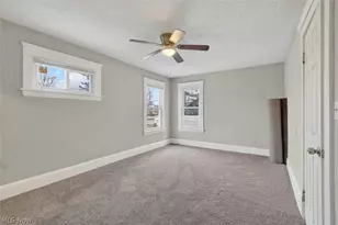 12912 Maplerow Ave, Garfield Heights, OH 44105 - Photo 13