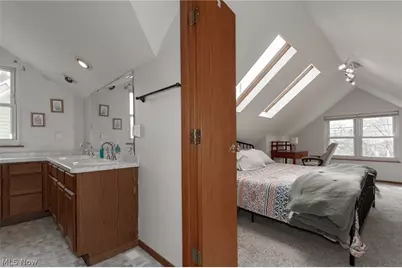 5718 Delora Avenue, Brooklyn, OH 44144 - Photo 17