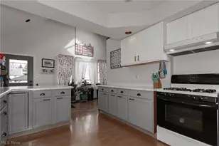 5718 Delora Ave, Brooklyn, OH 44144 - Photo 9