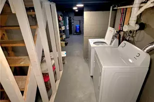 3698 Buena Vista Dr, Hubbard, OH 44425 - Photo 17