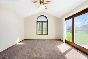 3364 Waterford Ave NW, Canton, OH 44708 - Photo 9