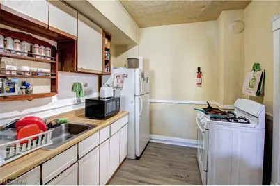 2149 W 105th Street, Loveland, OH 44102 - Photo 9