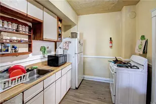 2149 W 105th St, Loveland, OH 44102 - Photo 9