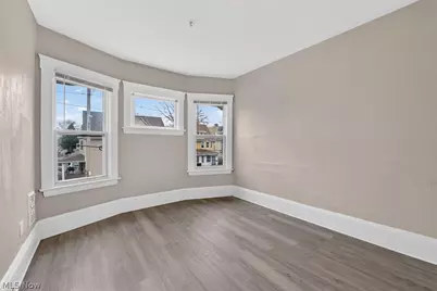 11404 Orville Avenue, Loveland, OH 44106 - Photo 19