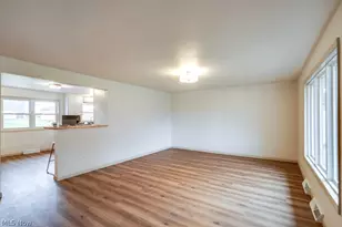 1010 Miles Ave NW, Canton, OH 44708 - Photo 9