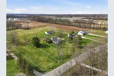 8134 Oberlin Road, Elyria, OH 44035 - Photo 23
